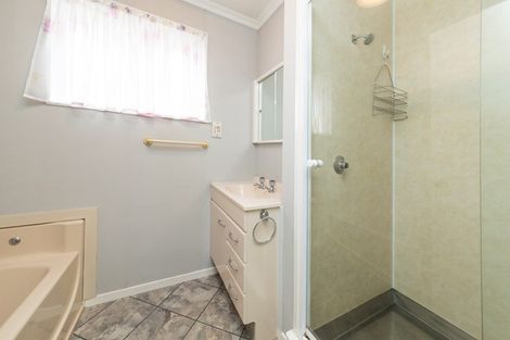 Photo of property in 14 Ferndale Place, Feilding, 4702