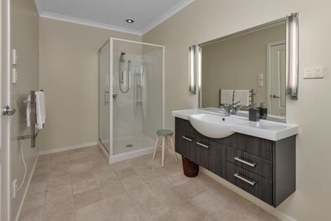 Photo of property in 16 Pah Road, Onerahi, Whangarei, 0110