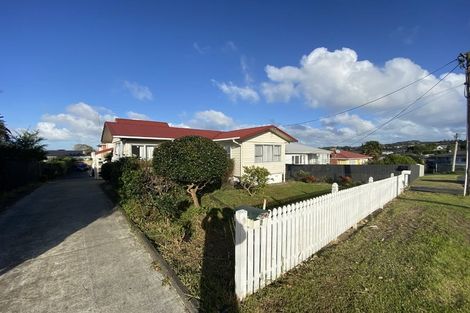 Photo of property in 2/2 Aotea Road, Glen Eden, Auckland, 0602