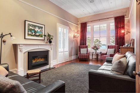 Photo of property in 7 King Edward Parade, Devonport, Auckland, 0624