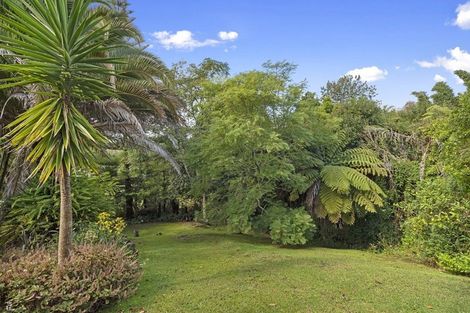 Photo of property in 1/6 Bronwyn Place, Torbay, Auckland, 0630