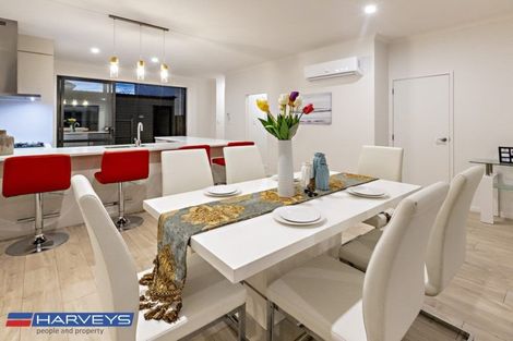 Photo of property in 6 Rere Close, Takanini, 2112