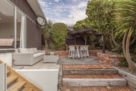 Photo of property in 74a Moncks Spur Road, Redcliffs, Christchurch, 8081