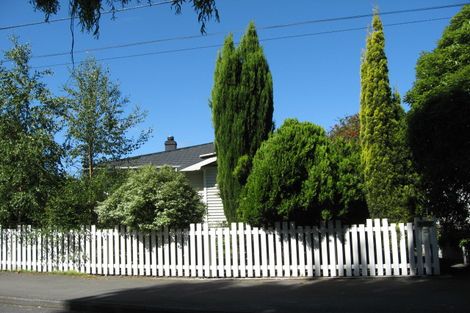 Photo of property in 119 Fifield Terrace, Opawa, Christchurch, 8023