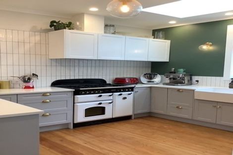 Photo of property in 49 Kensington Avenue, Petone, Lower Hutt, 5012