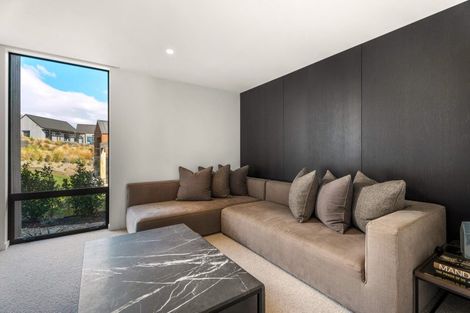 Photo of property in 15 Hackett Road, Jacks Point, Queenstown, 9371