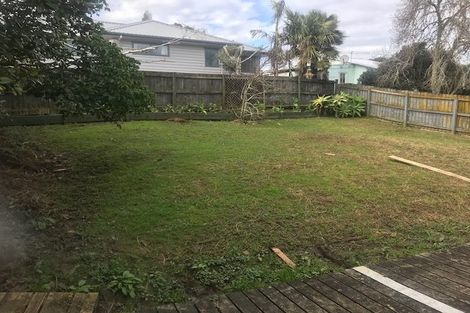 Photo of property in 7 Lane Road, Weymouth, Auckland, 2103
