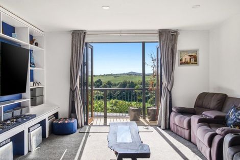 Photo of property in 10 Lochinvar Place, Hairini, Tauranga, 3112