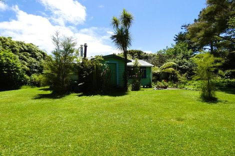 Photo of property in 72 Snodgrass Road, Westport, 7892