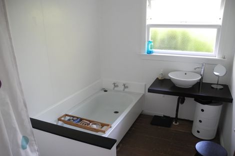 Photo of property in 2 Dixon Street, Waimate, 7924