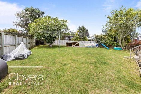 Photo of property in 10 Seabar Place, Glen Eden, Auckland, 0602
