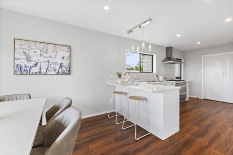 Photo of property in 8 Rakino Avenue, Manly, Whangaparaoa, 0930