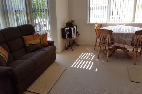 Photo of property in 27a Fairway Drive, Kerikeri, 0230