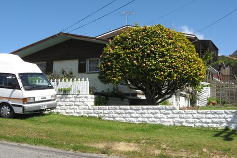 Photo of property in 61a Kent Street, Picton, 7220