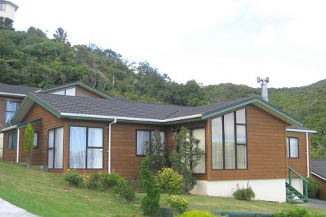 Photo of property in 63 Woodhouse Avenue, Karori, Wellington, 6012