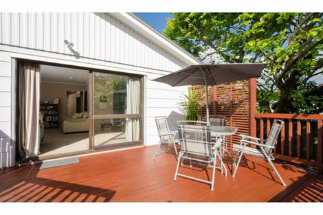 Photo of property in 2/3 Talavera Place, Te Atatu South, Auckland, 0602