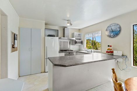 Photo of property in 2/62 Waiau Street, Torbay, Auckland, 0630