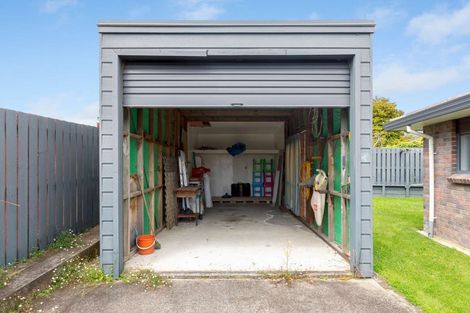 Photo of property in 35 Carter Drive, Pomare, Rotorua, 3015