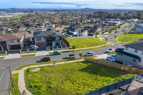 Photo of property in 55 Armstrong Farm Drive, East Tamaki Heights, Auckland, 2016