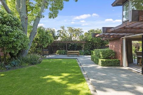 Photo of property in 268 Yaldhurst Road, Avonhead, Christchurch, 8042