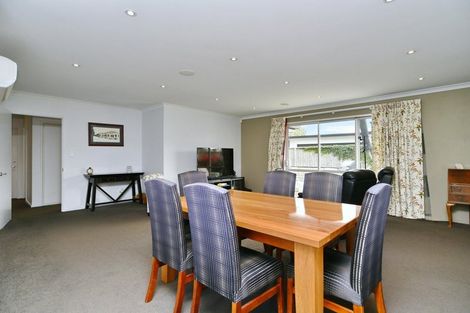 Photo of property in 25a Epsom Drive, Rangiora, 7400