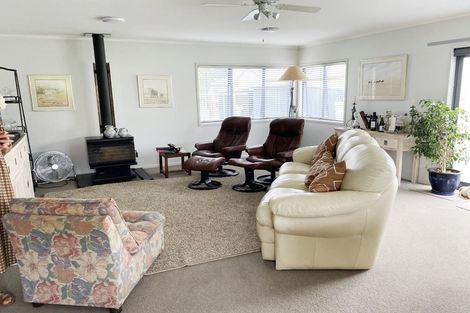 Photo of property in 3a Tudor Grove, Whitianga, 3510