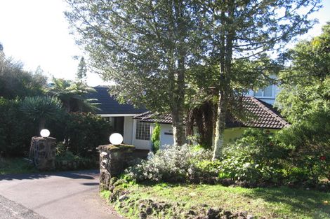 Photo of property in 43 Tawini Road, Titirangi, Auckland, 0604