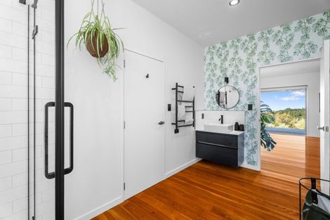 Photo of property in 99 Cowes Bay Road, Waiheke Island, 1971