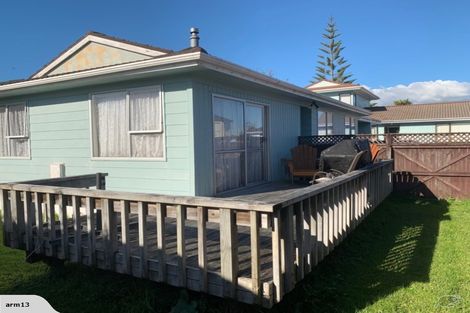 Photo of property in 1/34 Darren Crescent, Half Moon Bay, Auckland, 2012