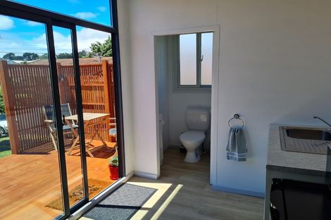 Photo of property in 4 Gavin Road, Raumati Beach, Paraparaumu, 5032