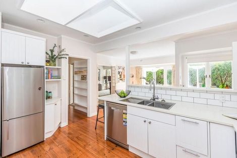 Photo of property in 45 Delhi Crescent, Khandallah, Wellington, 6035