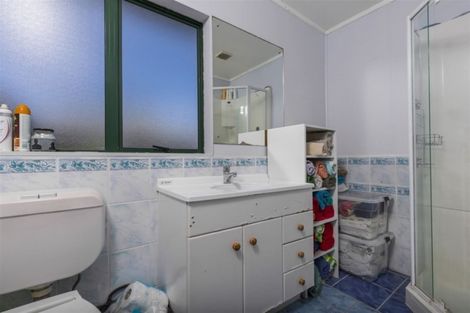 Photo of property in 704a Te Atatu Road, Te Atatu Peninsula, Auckland, 0610