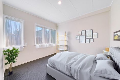 Photo of property in 26 Miller Road, Mangere Bridge, Auckland, 2022