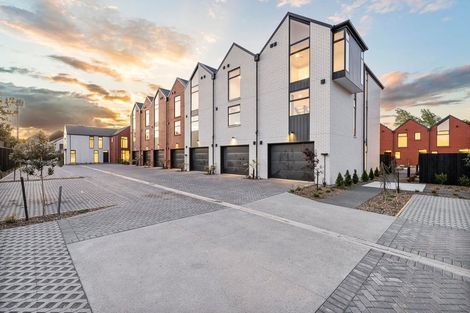 Photo of property in 2/11 Donald Place, St Albans, Christchurch, 8014