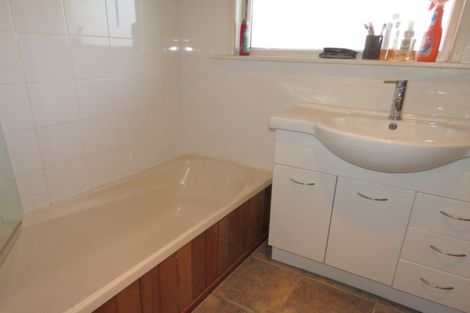 Photo of property in 24 Arthur Street, Holmes Hill, Oamaru, 9401