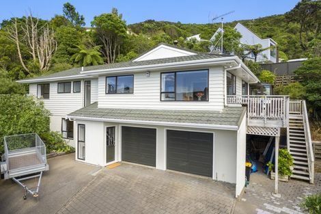 Photo of property in 19 Paddington Grove, Karori, Wellington, 6012