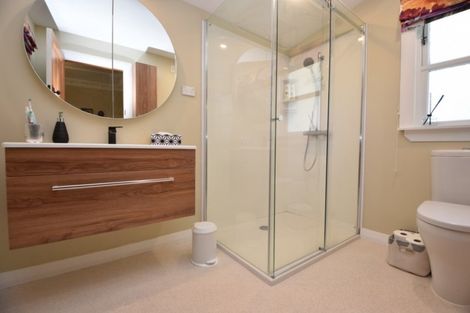 Photo of property in 17 Moreton Road, Carterton, 5713