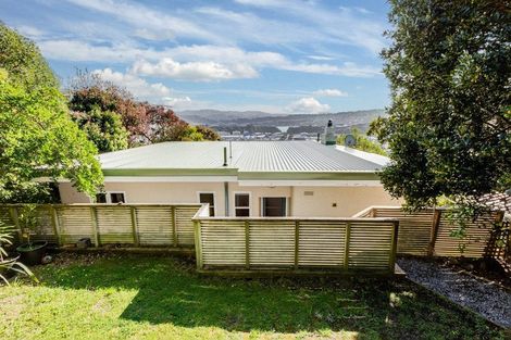 Photo of property in 139 Townsend Road, Miramar, Wellington, 6022