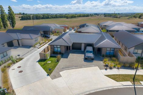 Photo of property in 53 Waruhia Crescent, Rototuna North, 3281