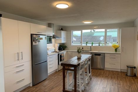 Photo of property in 66 Toi Street, Otaki Beach, Otaki, 5512