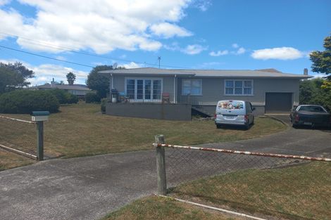 Photo of property in 2 Elliott Crescent, Owhata, Rotorua, 3010