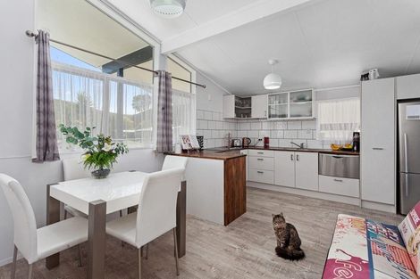 Photo of property in 17 Hahuru Road, Kawerau, 3127