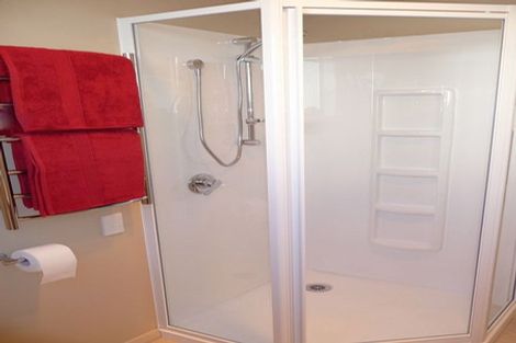 Photo of property in 12 Pitt Street, Maitai, Nelson, 7010