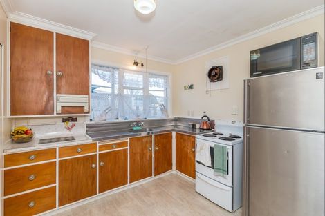 Photo of property in 39 Carlisle Street, Levin, 5510