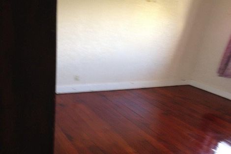 Photo of property in 1072 Great North Road, Point Chevalier, Auckland, 1022