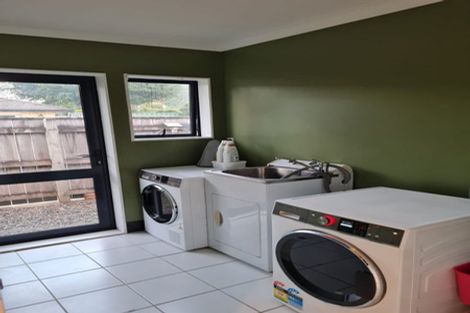 Photo of property in 68 Mary Huse Grove, Manor Park, Lower Hutt, 5019