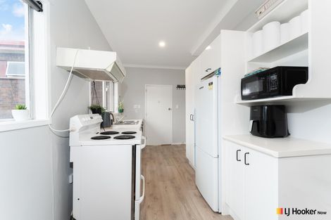 Photo of property in 52 Lawrence Crescent, Hillpark, Auckland, 2102