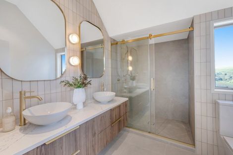 Photo of property in 122 Brownhill Road, Whitford, Manurewa, 2576