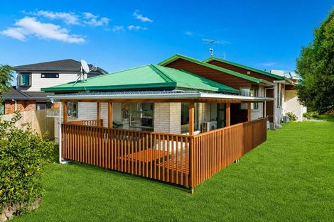 Photo of property in 7 Lanham Lane, Massey, Auckland, 0614