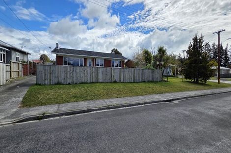 Photo of property in 12 Martin Street, Utuhina, Rotorua, 3015